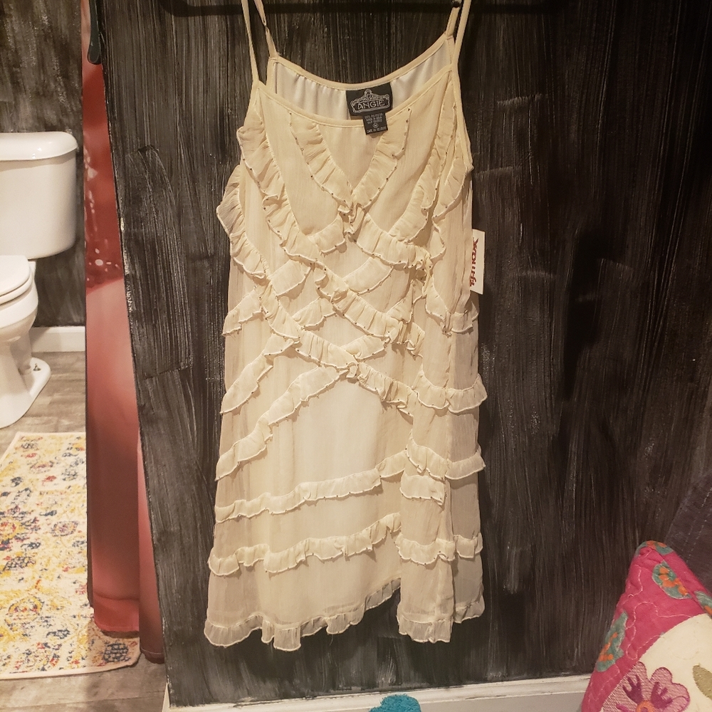 Beautiful cream colored dress